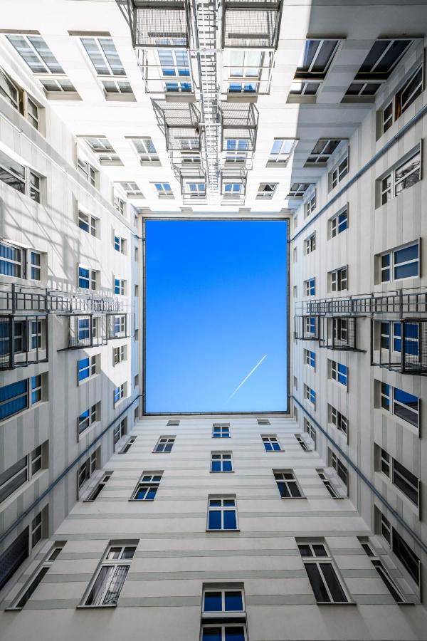 Grosszuegige Wohnung, Top-Lage Auf Dem Werder, Max 4 Personen Magdeburk Exteriér fotografie